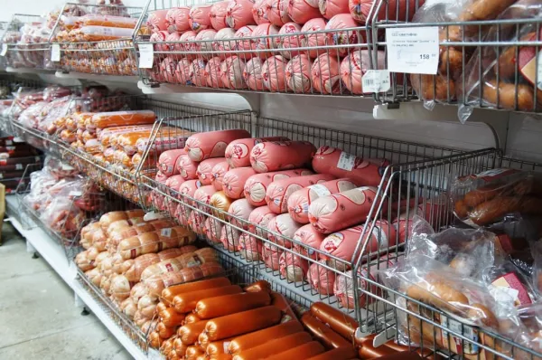 В Костромской области производство колбасных изделий выросло на 16,2 %, а производство мясных полуфабрикатов на 24%.
